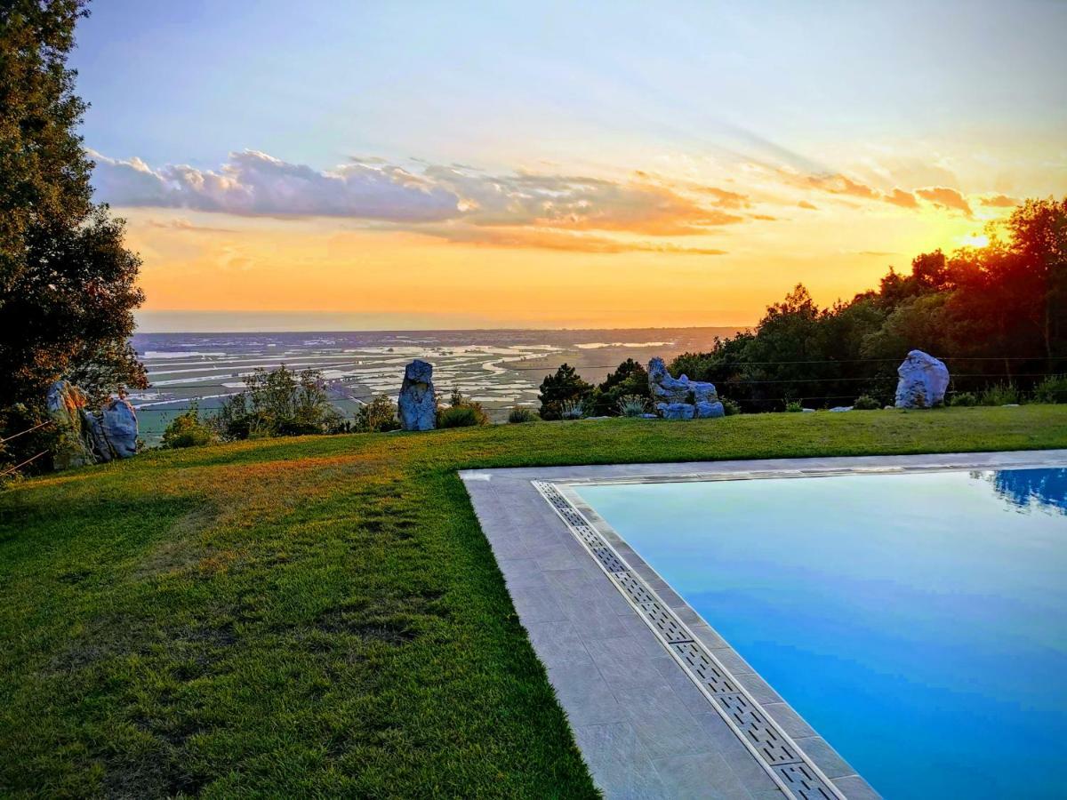 Holiday Prato Verde Chiatri Dış mekan fotoğraf